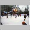 Eislaufen am Karlsplatz.jpg